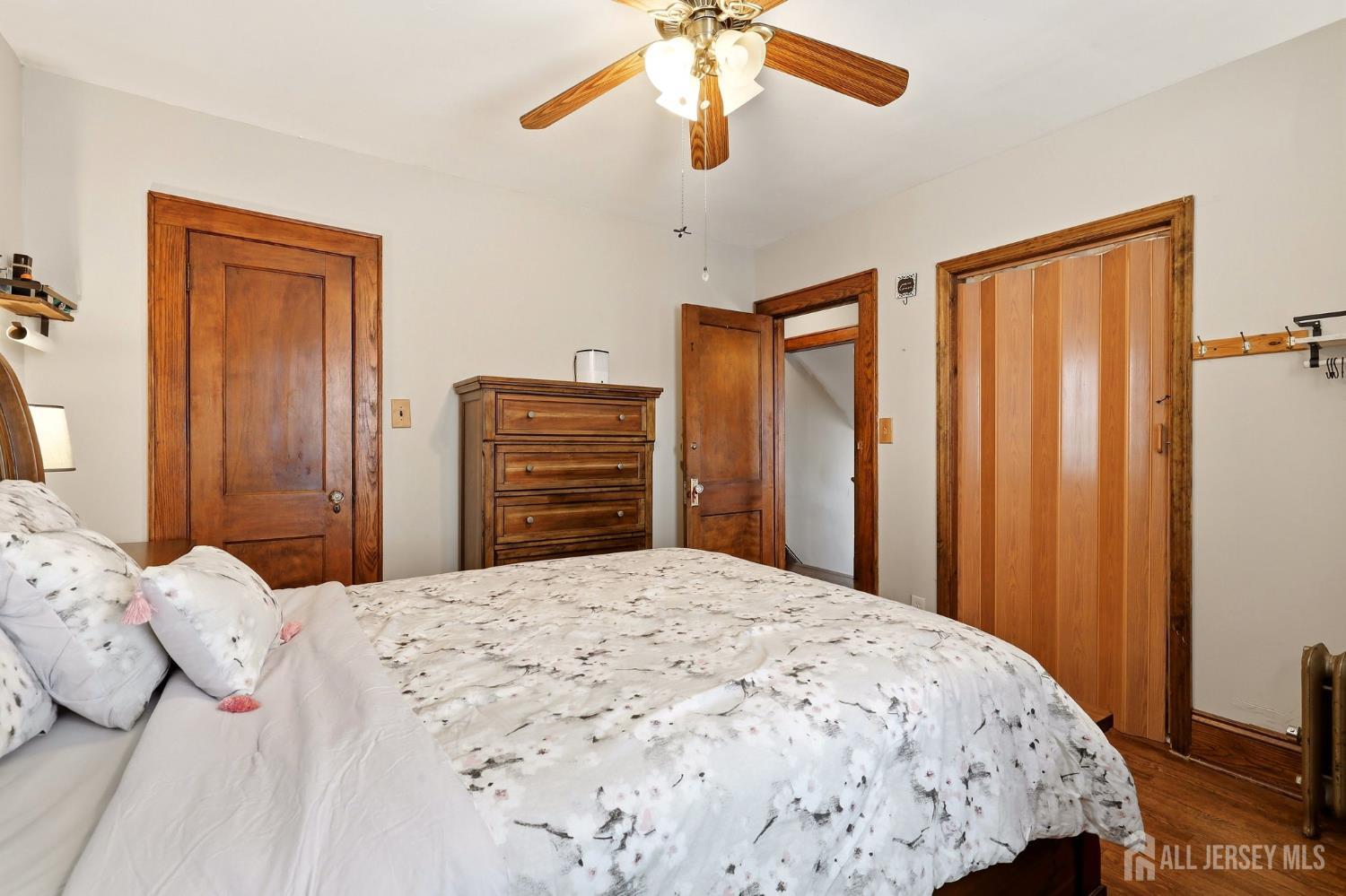 958 Carteret Avenue Image 4