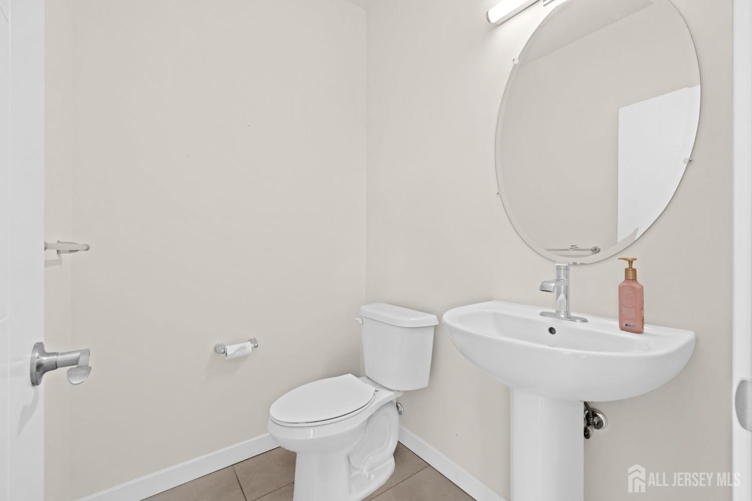 644 Lorhan Drive, Piscataway, NJ, 08854 image 15