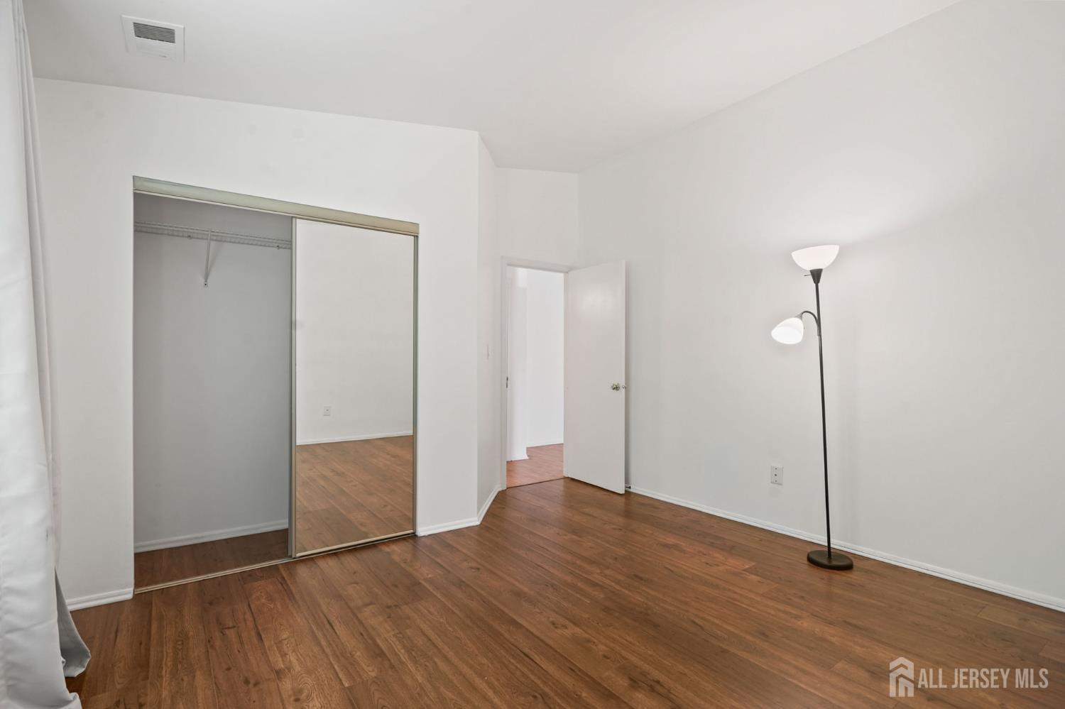 6083 Cedar Court, South Brunswick, NJ, 08852 image 23