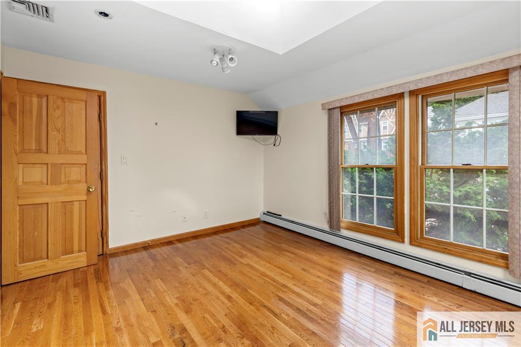 65 Livingston Avenue, Kearny, NJ, 07032 image 7