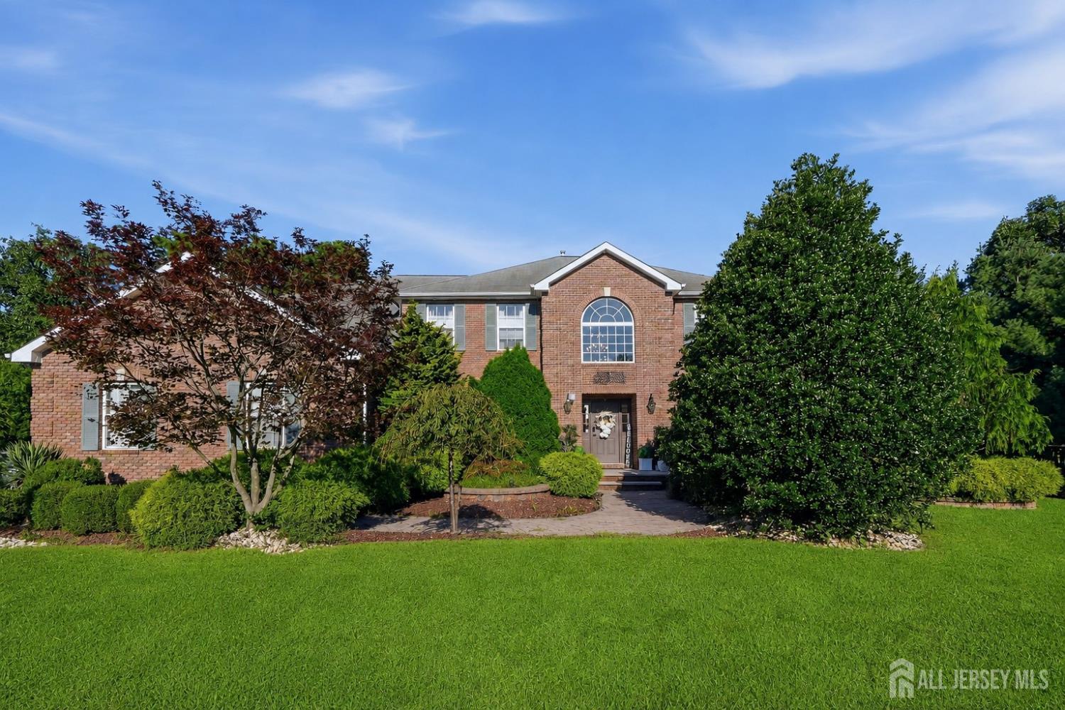 2 Butternut Lane, Monroe, NJ, 08831