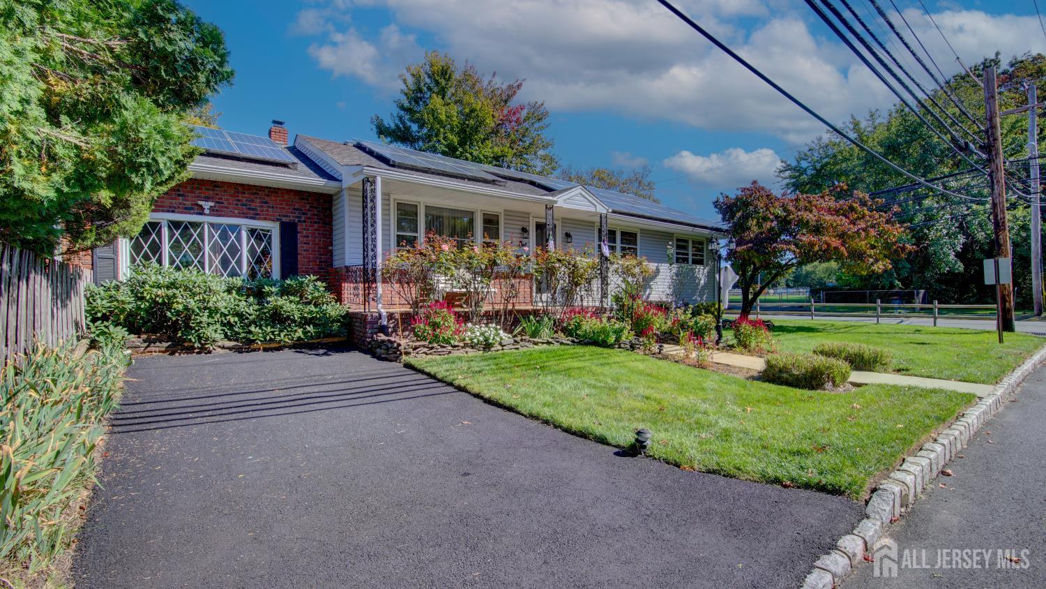 1 Jackson Avenue Image 3