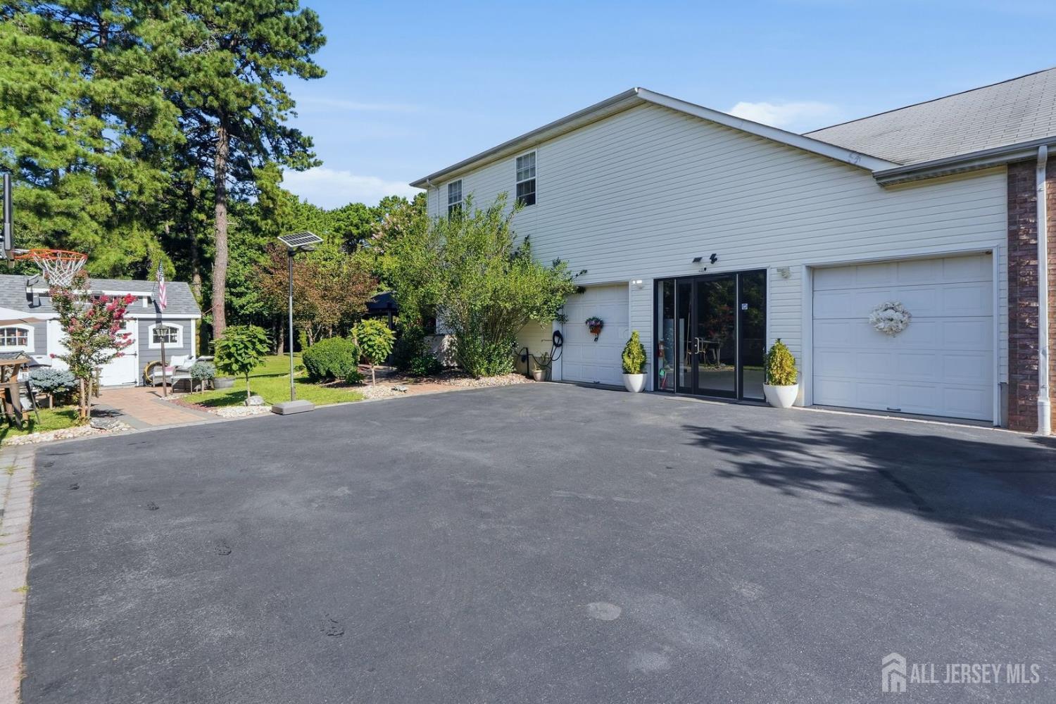2 Butternut Lane, Monroe, NJ, 08831 image 45