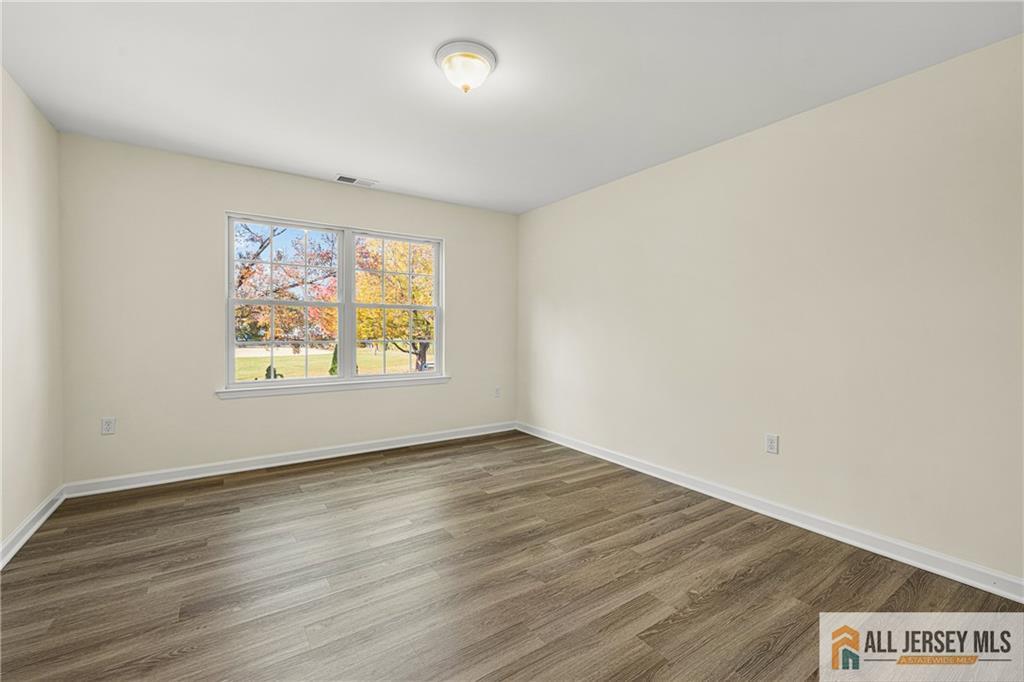 643 Drake Avenue, Middlesex, NJ, 08846 image 25