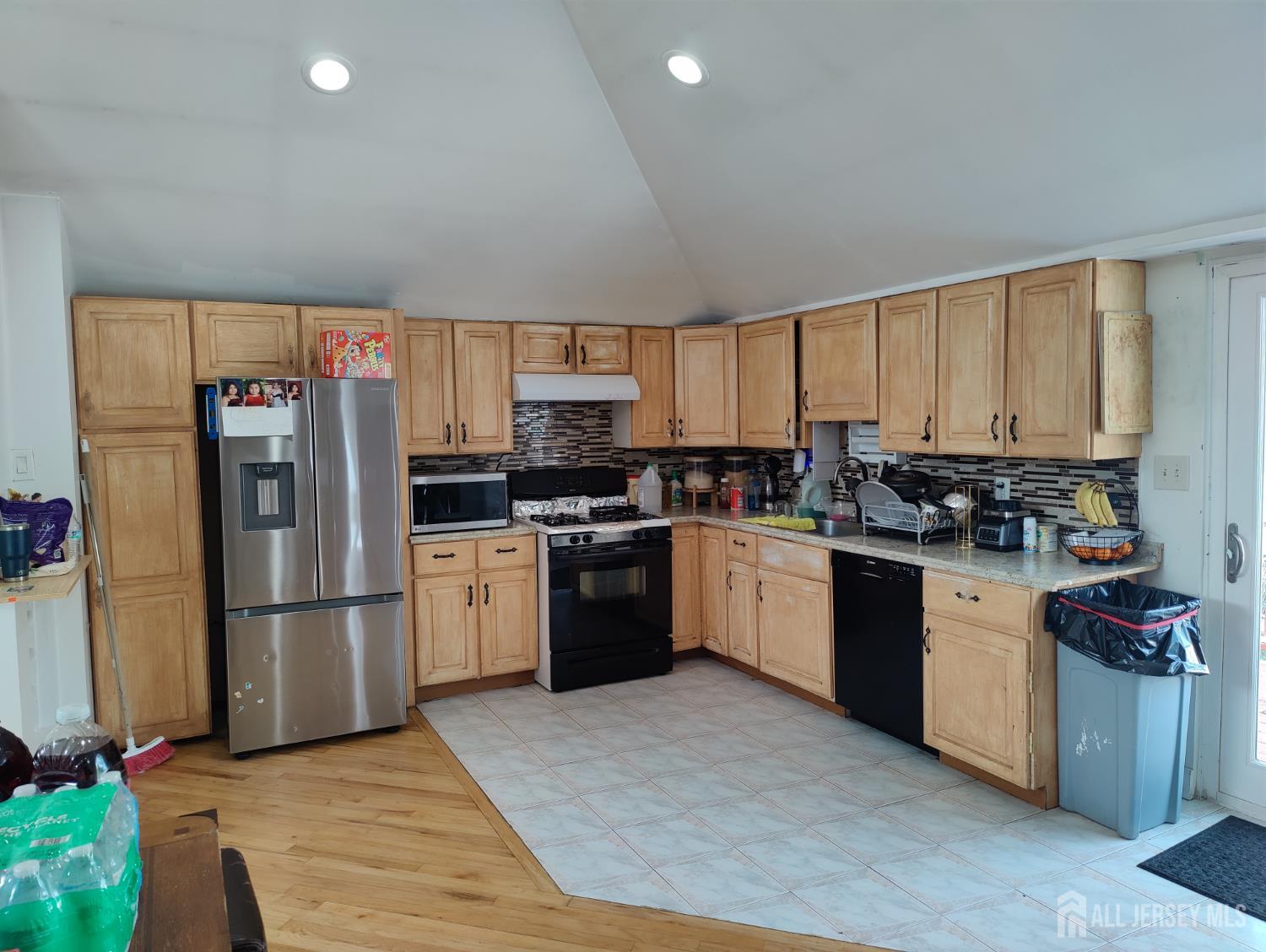 1512 41st Street Image 5