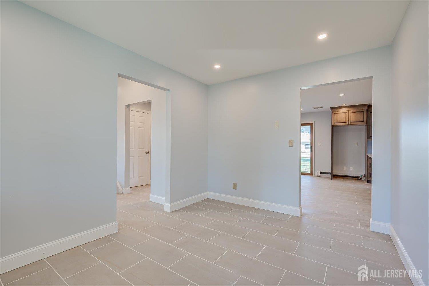 932 Eva Street, Piscataway, NJ, 08854 image 20