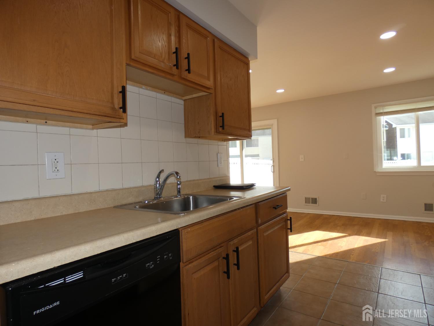 4-H Quincy Circle, South Brunswick, NJ, 08810 image 8