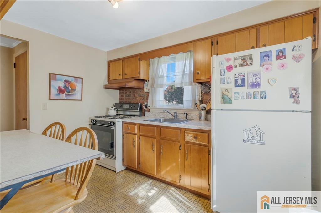 55 Eiseman Avenue, Piscataway, NJ, 08854 image 10