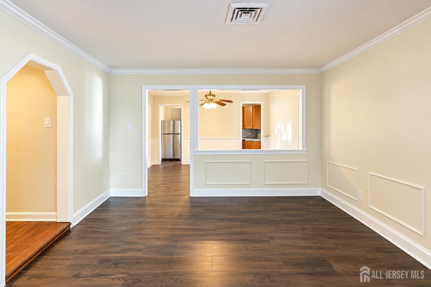 693 Cook Avenue Image 3