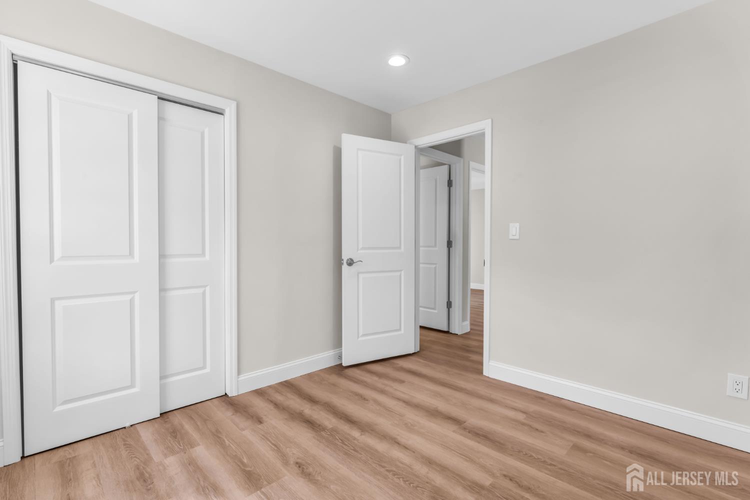 168 Milton Avenue, Aberdeen, NJ, 07721 image 25
