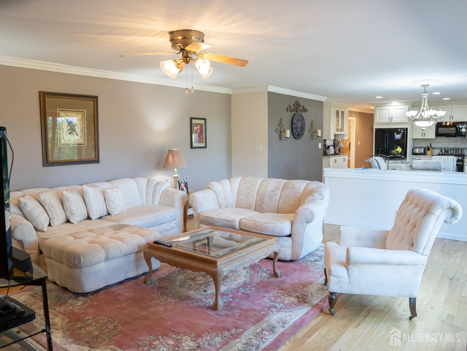 581 Montgomery Road Image 4