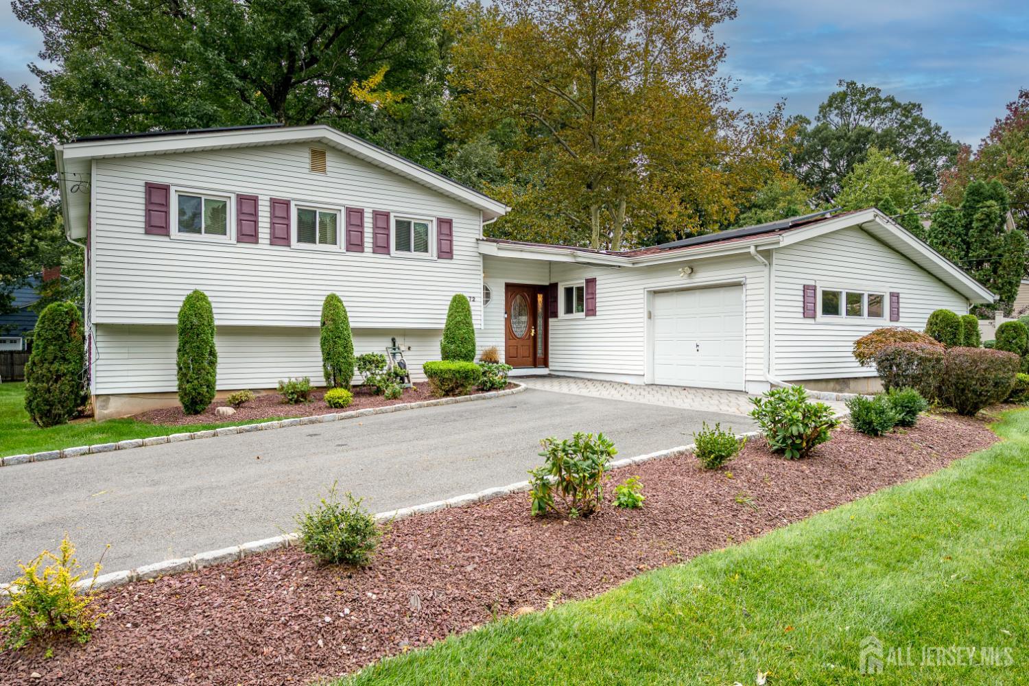 72 Stephenville Parkway, Edison, NJ, 08820