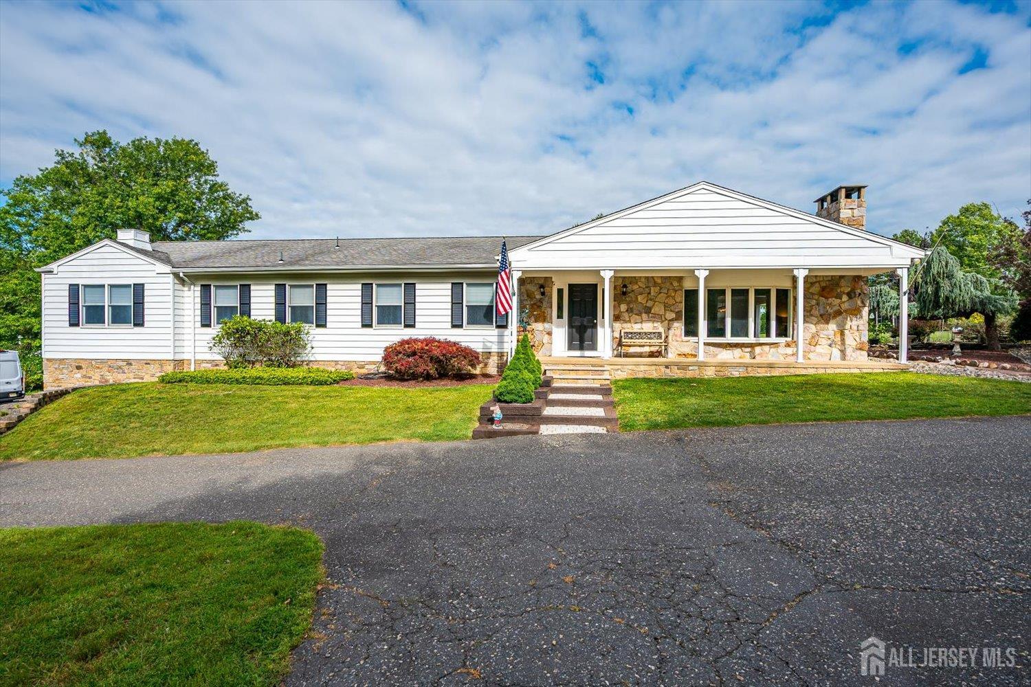 327 Summer Road, Branchburg, NJ, 08853 image 18