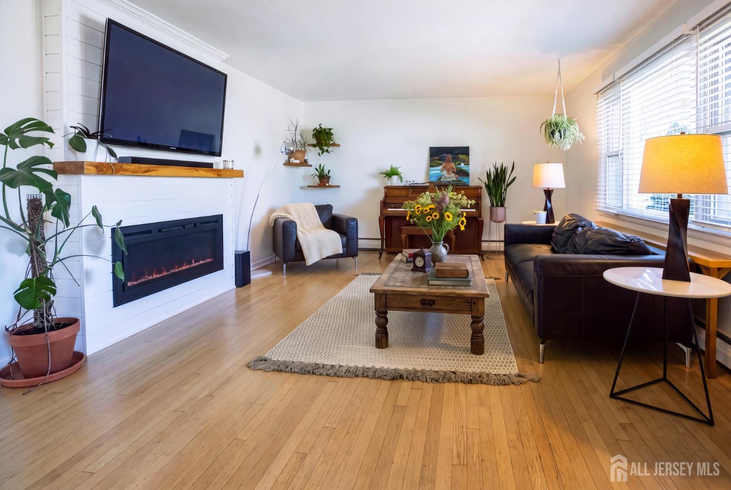 535 David Street Image 3