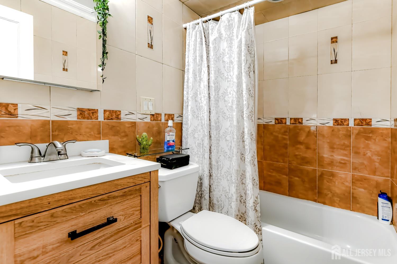 55 S Nelson Avenue, Piscataway, NJ, 08854 image 21