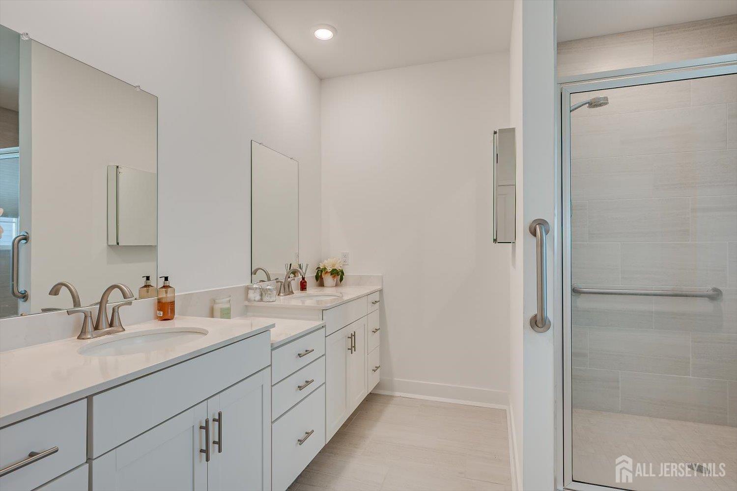 62 Vizcaya Drive, Monroe, NJ, 08831 image 38