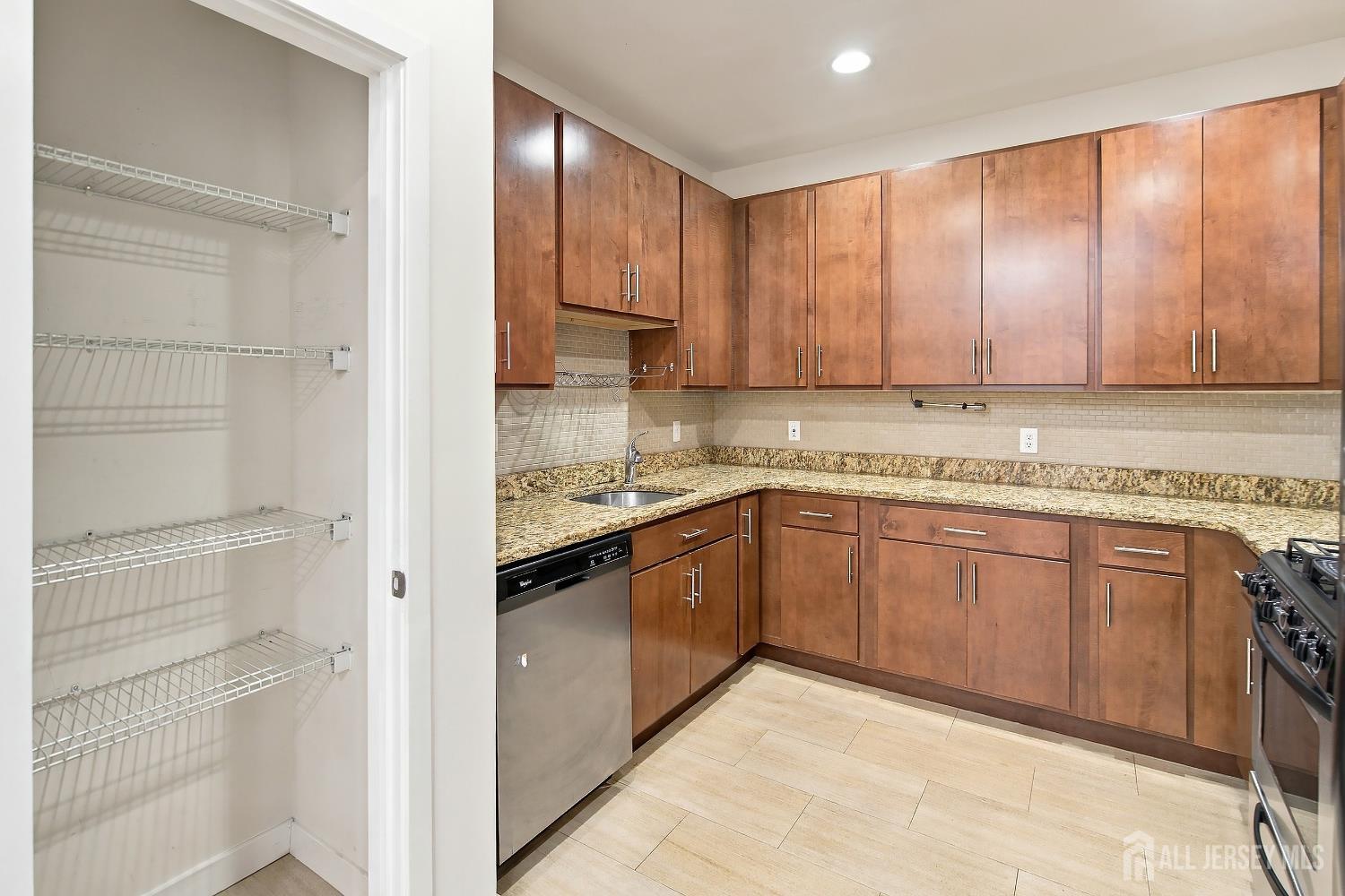 324 Pond Lane, Piscataway, NJ, 08854 image 11