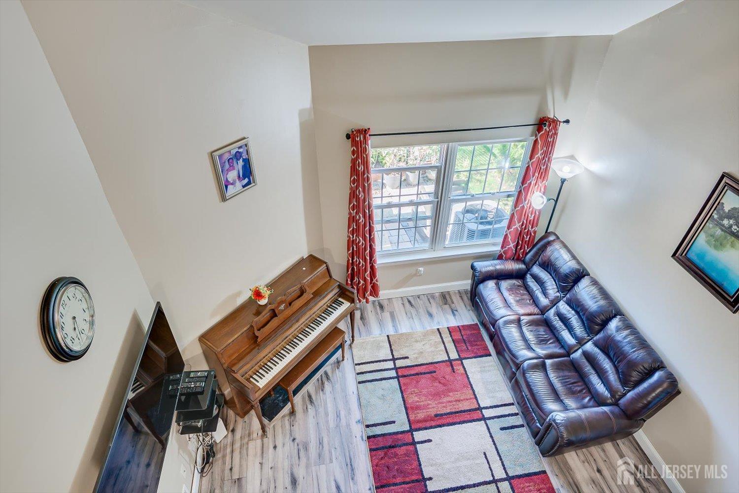 57 Renaissance Lane, New Brunswick, NJ, 08901 image 14