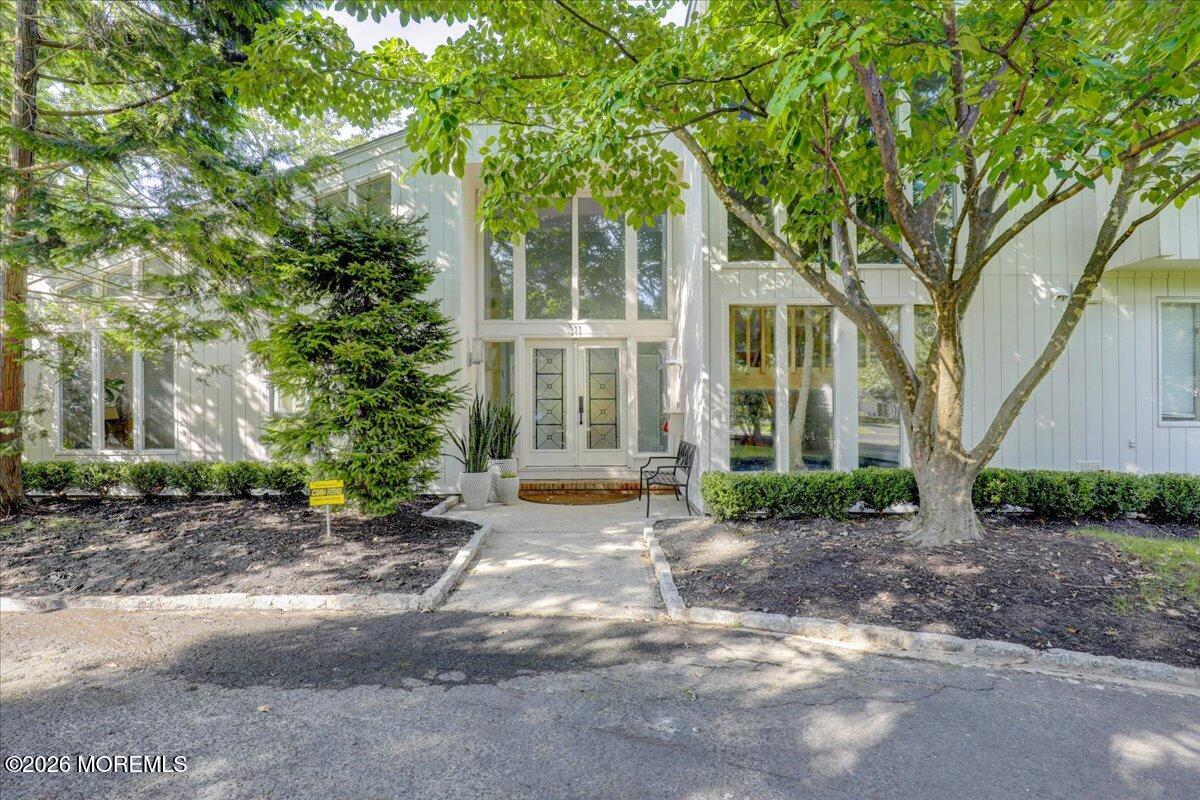 311 Park Avenue Image 2