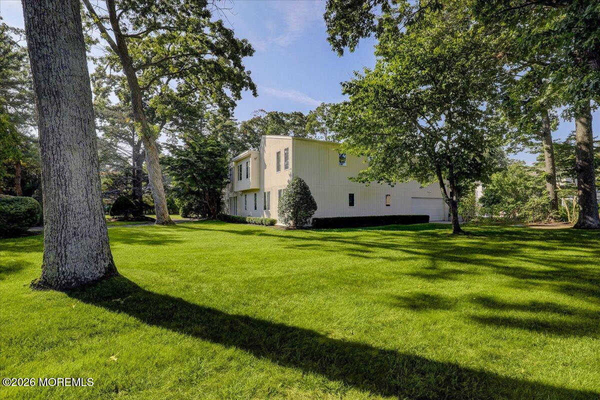 311 Park Avenue Image 3