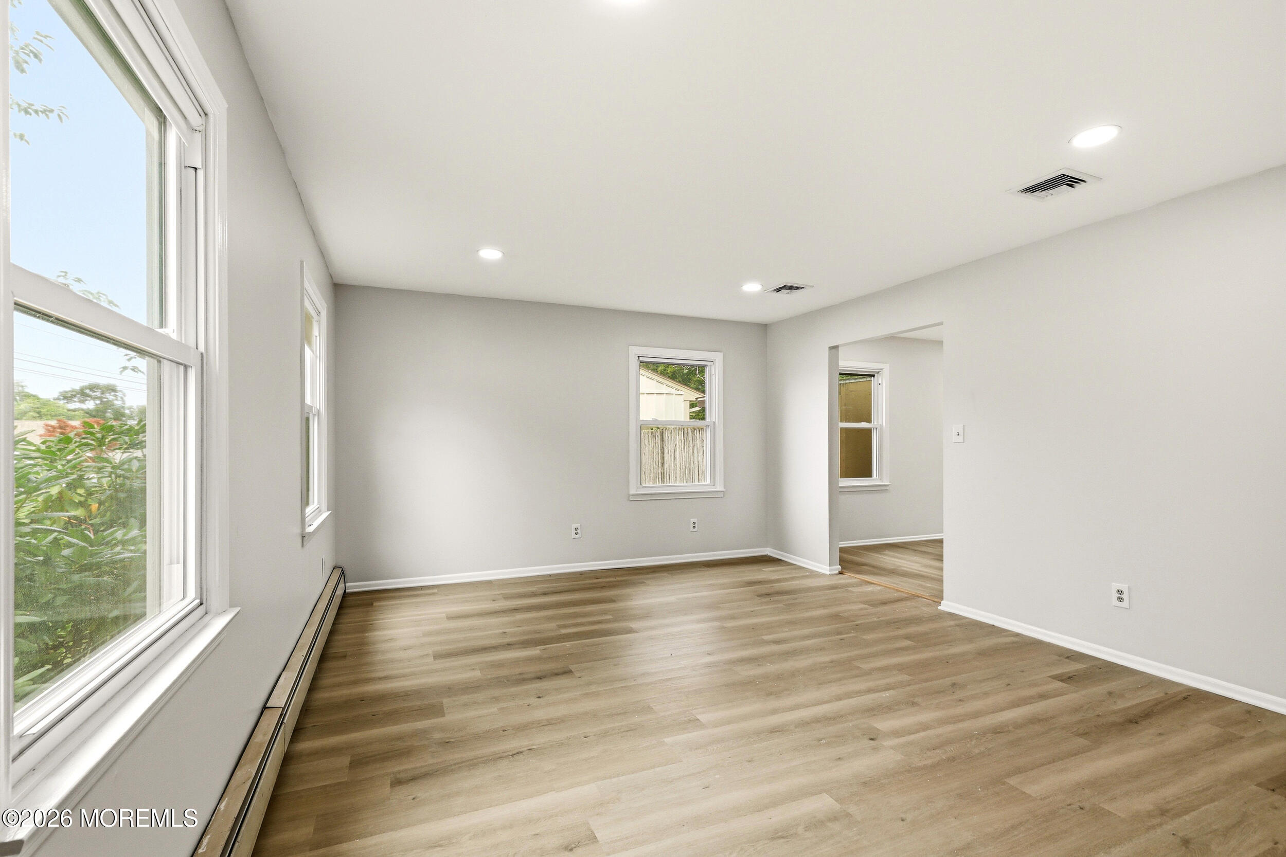 829 Mizzen Avenue Image 5