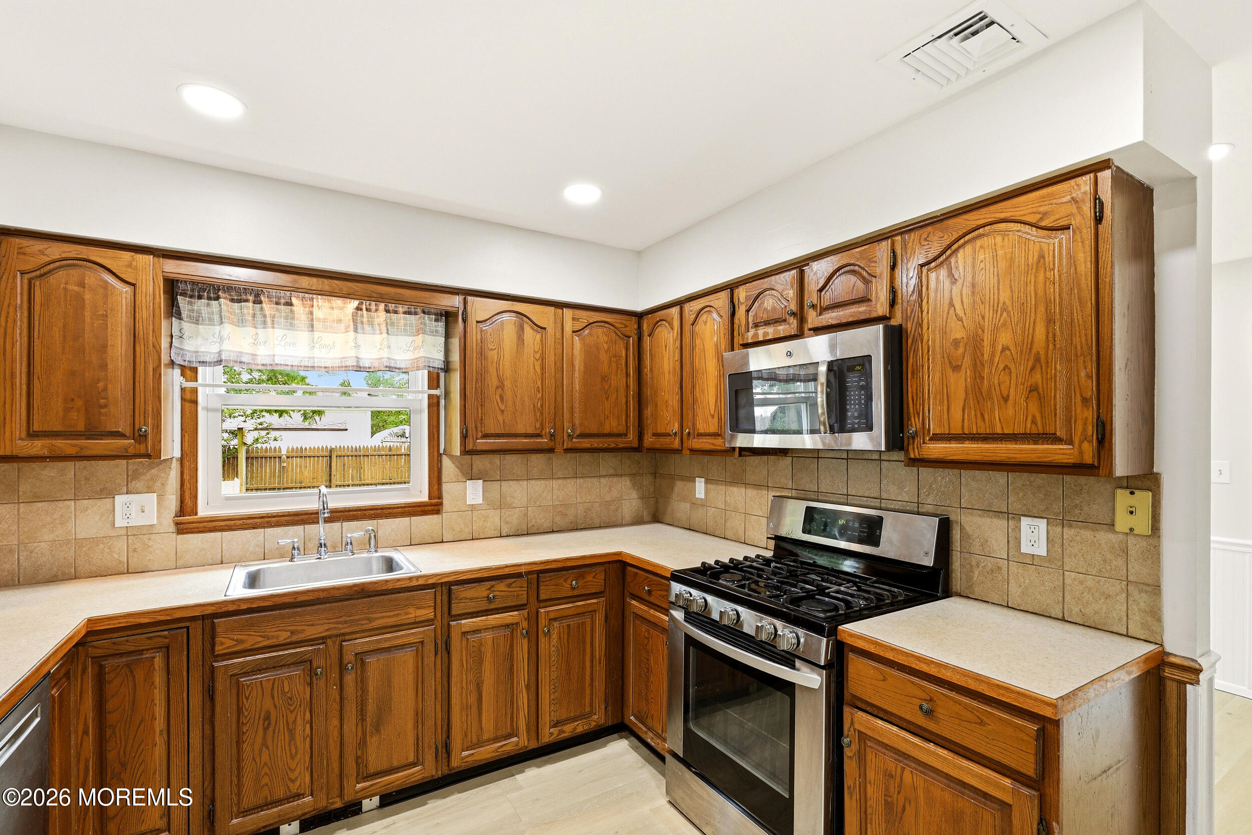 829 Mizzen Avenue, Beachwood, NJ, 08722 image 7