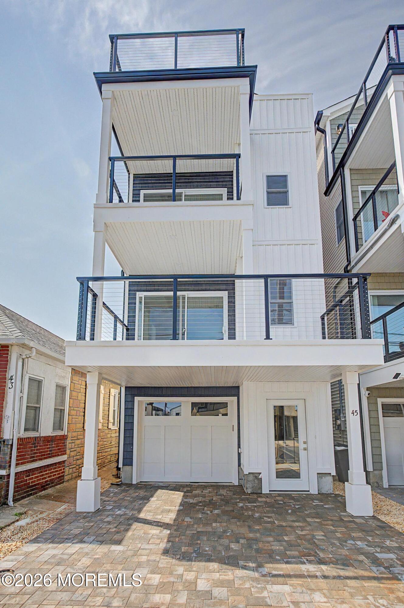 45 Lincoln Avenue Oceanside Image 1