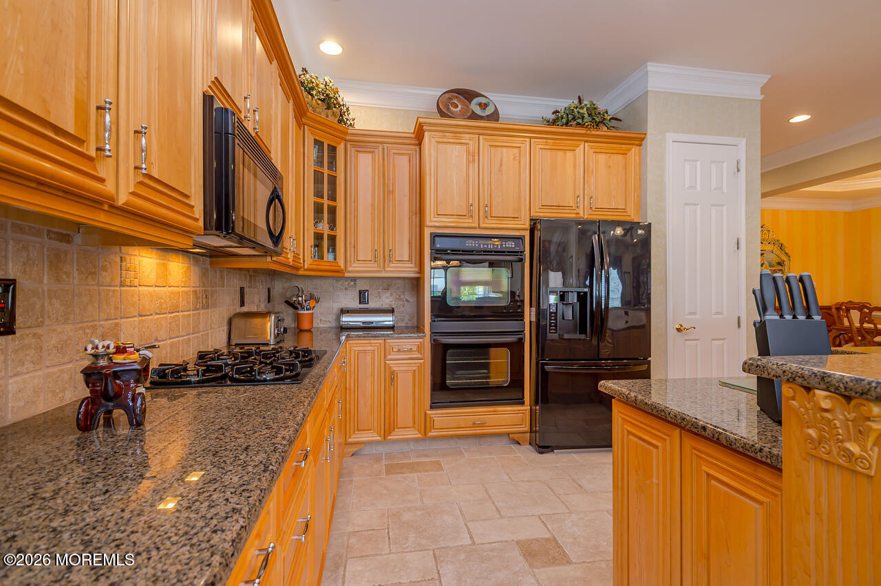 12 Crenshaw Court, Monroe, NJ, 08831 image 58
