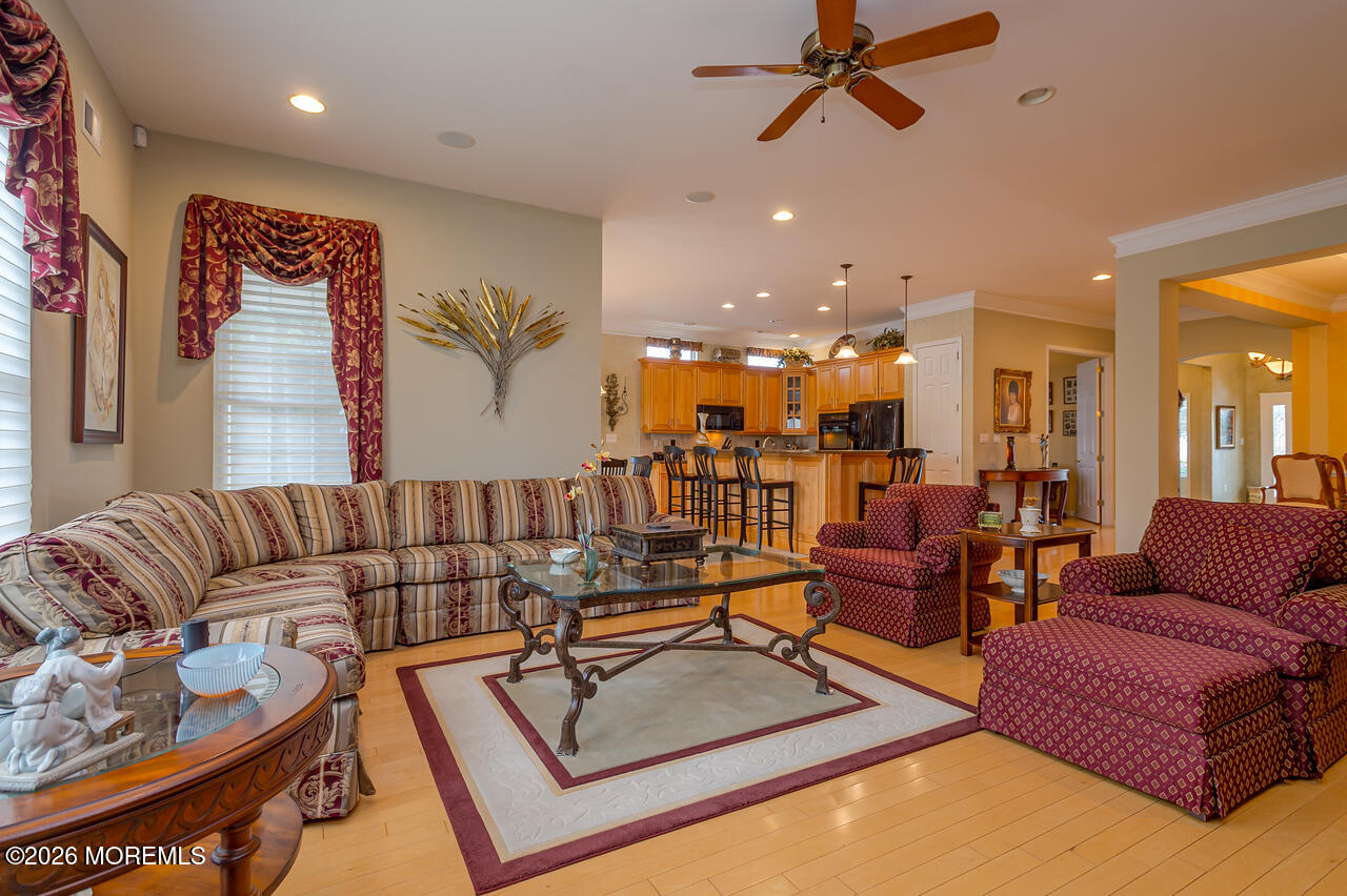 12 Crenshaw Court, Monroe, NJ, 08831 image 15
