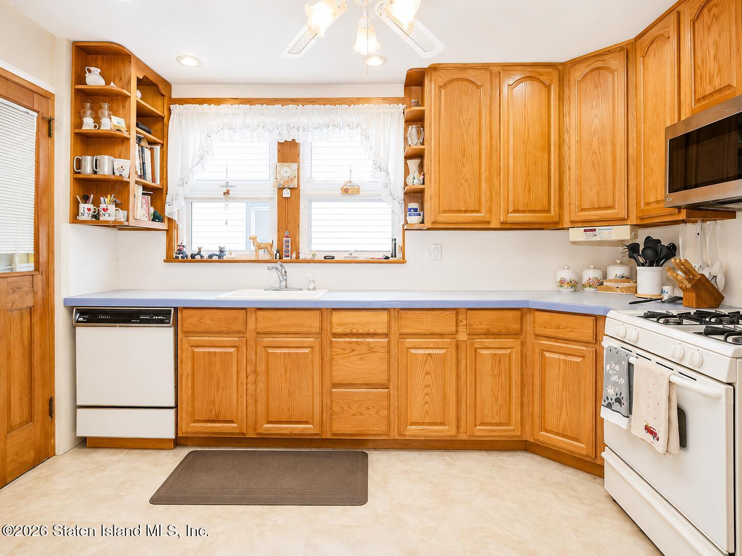 47 Westcott Boulevard, Staten Island, NY, 10314 image 9