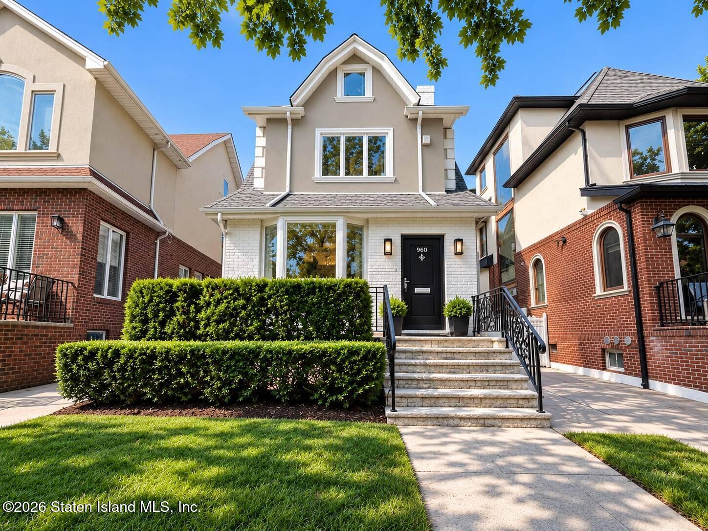 960 E 7th Street, Brooklyn, NY, 11230