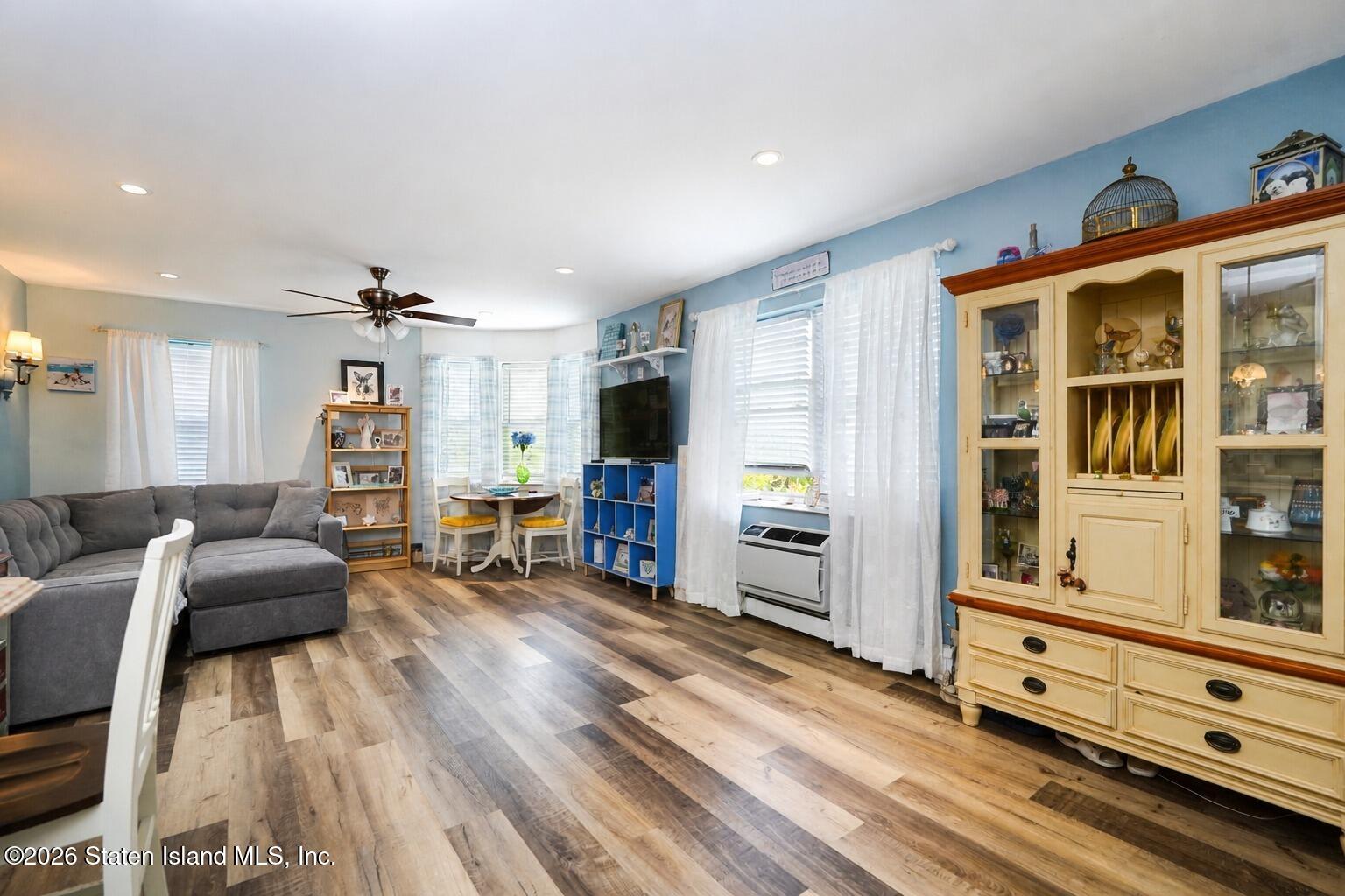 176 Beach 101 Street 4a, Queens, NY, 11694 image 6