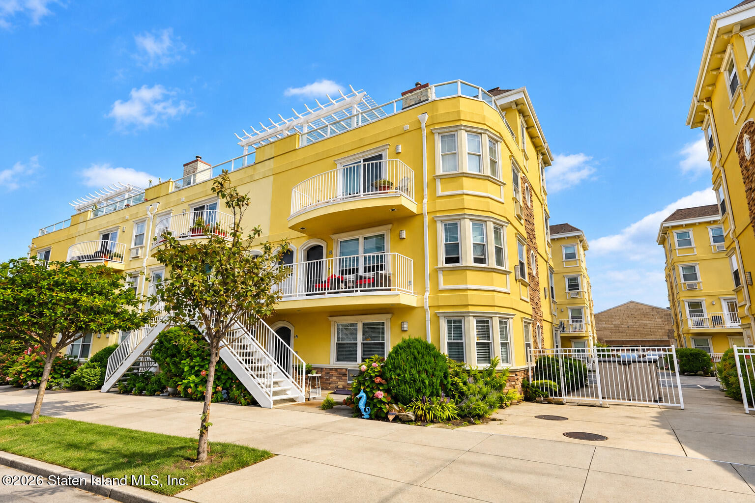176 Beach 101 Street 4a Image 2