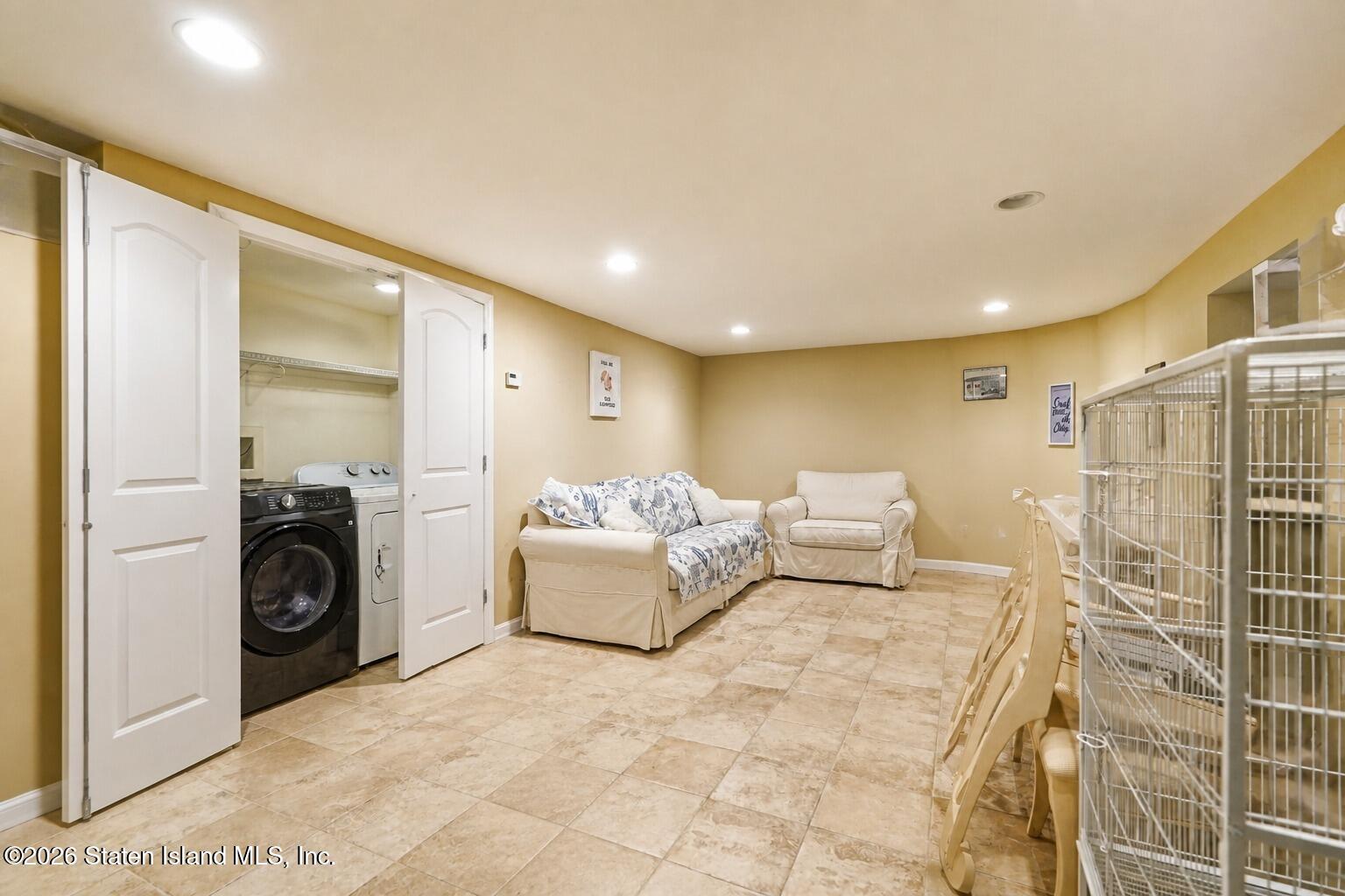 176 Beach 101 Street 4a, Queens, NY, 11694 image 21