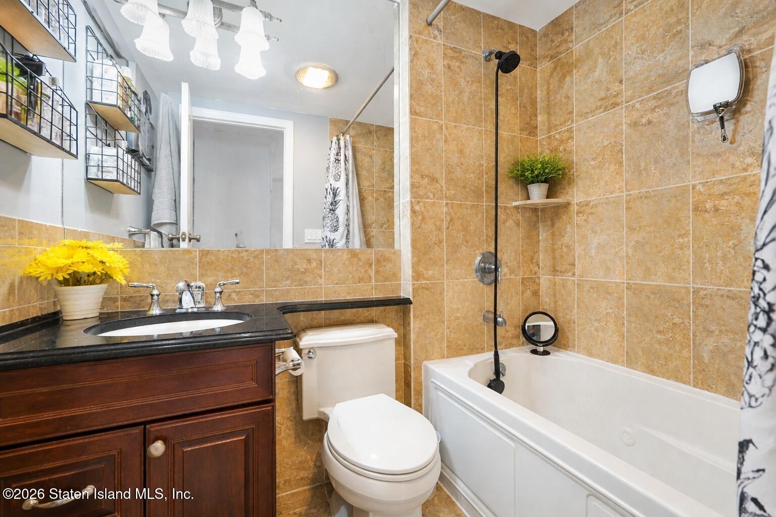 176 Beach 101 Street 4a, Queens, NY, 11694 image 12