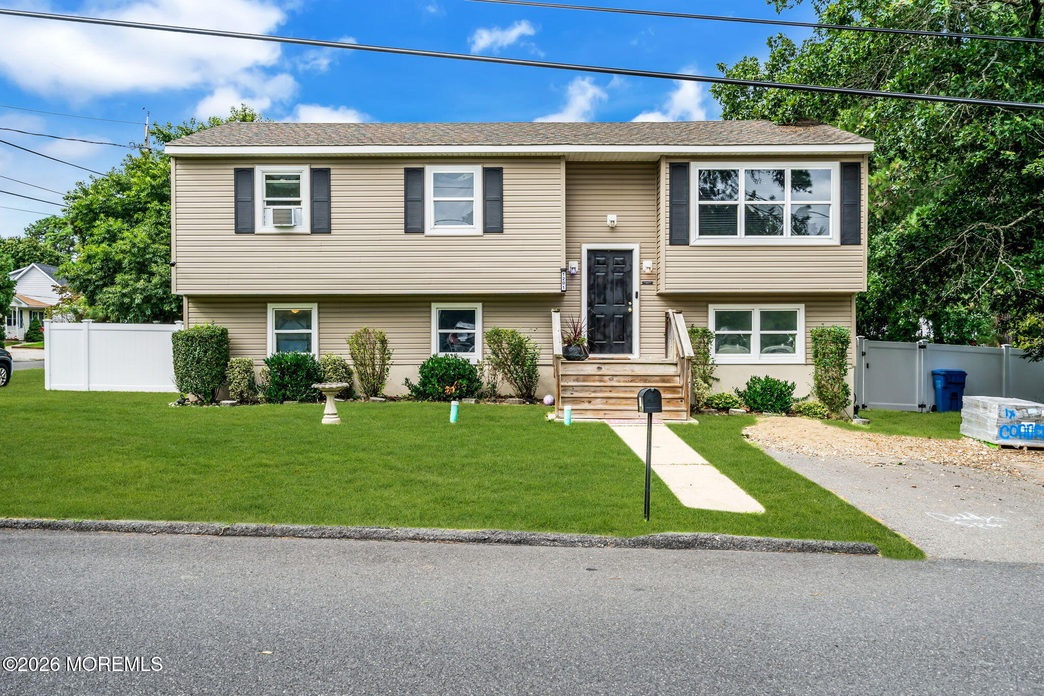 1201 Middlesex Street Image 4