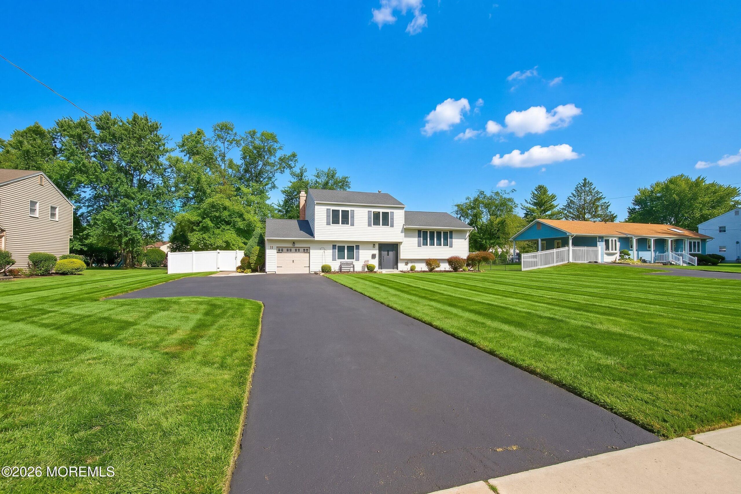 11 Stratford Drive Image 4