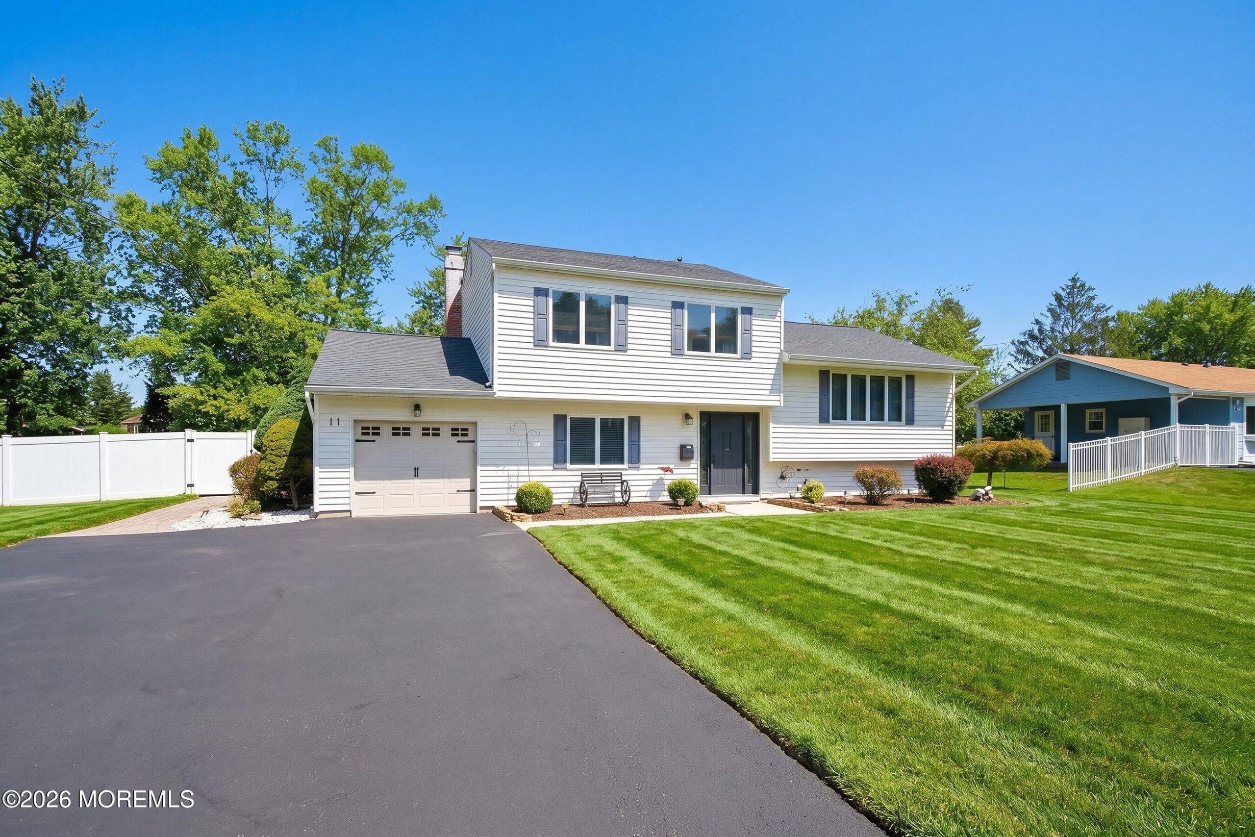 11 Stratford Drive Image 3