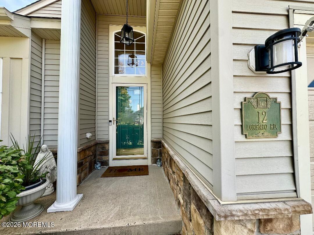 12 Lorenzo Road Image 3