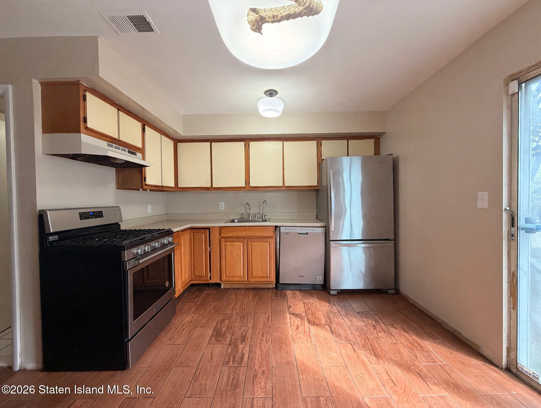 9 Van Pelt Avenue, Staten Island, NY, 10303 image 6
