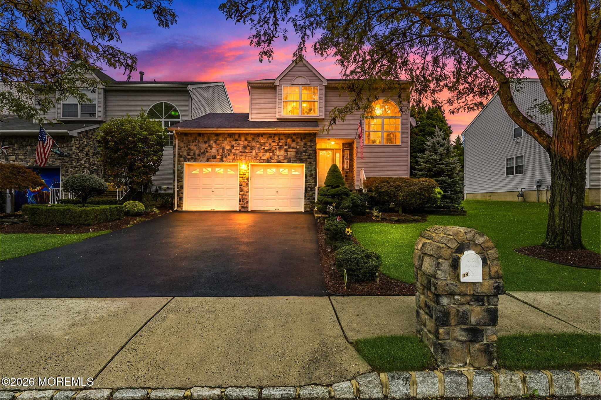 39 Hummingbird Court, Marlboro, NJ, 07746