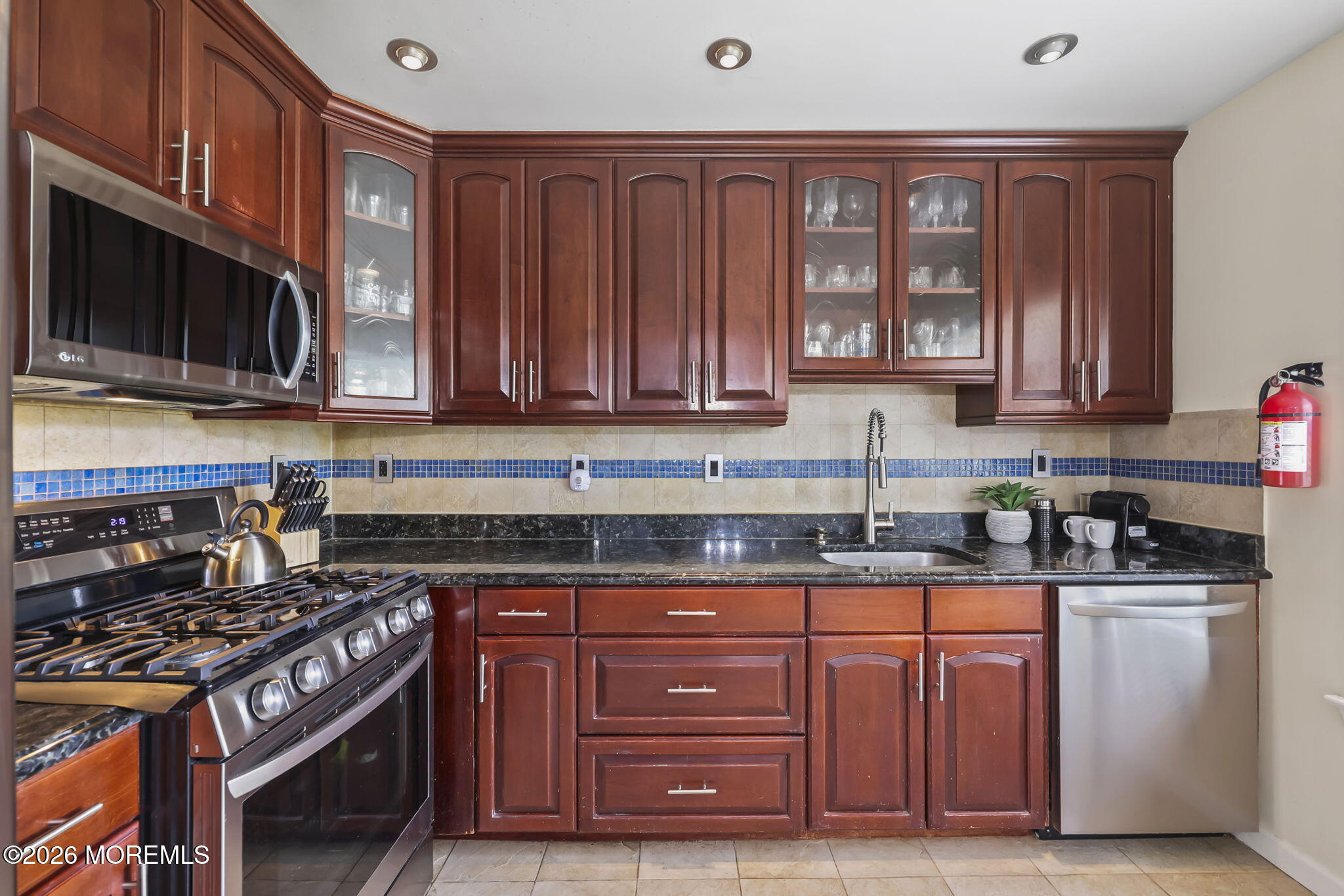 2202 Timber Ridge Court 2202, Parlin, NJ, 08859 image 10