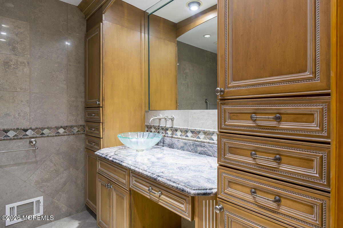 9 Jill Drive, Holmdel, NJ, 07733 image 38