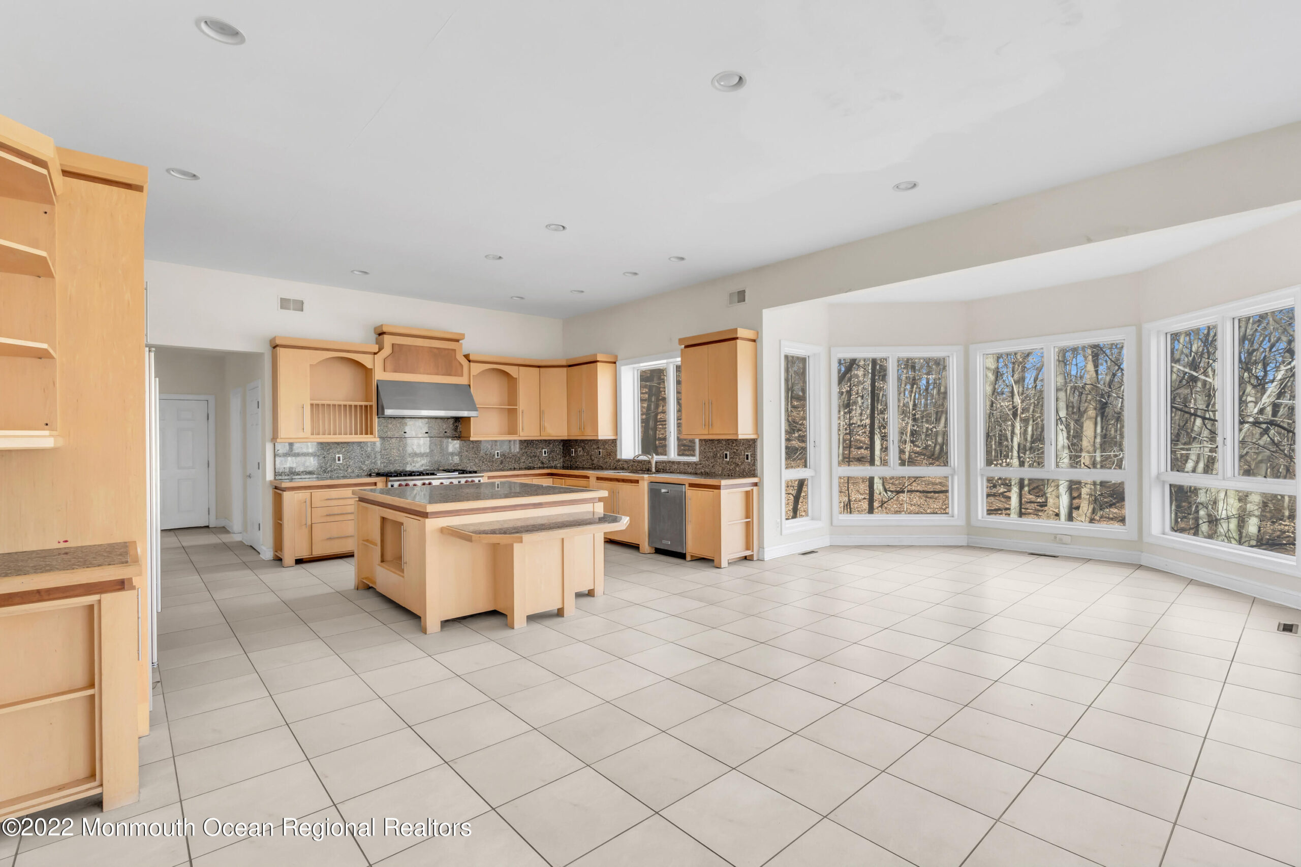 35 S Beers Street, Holmdel, NJ, 07733 image 28