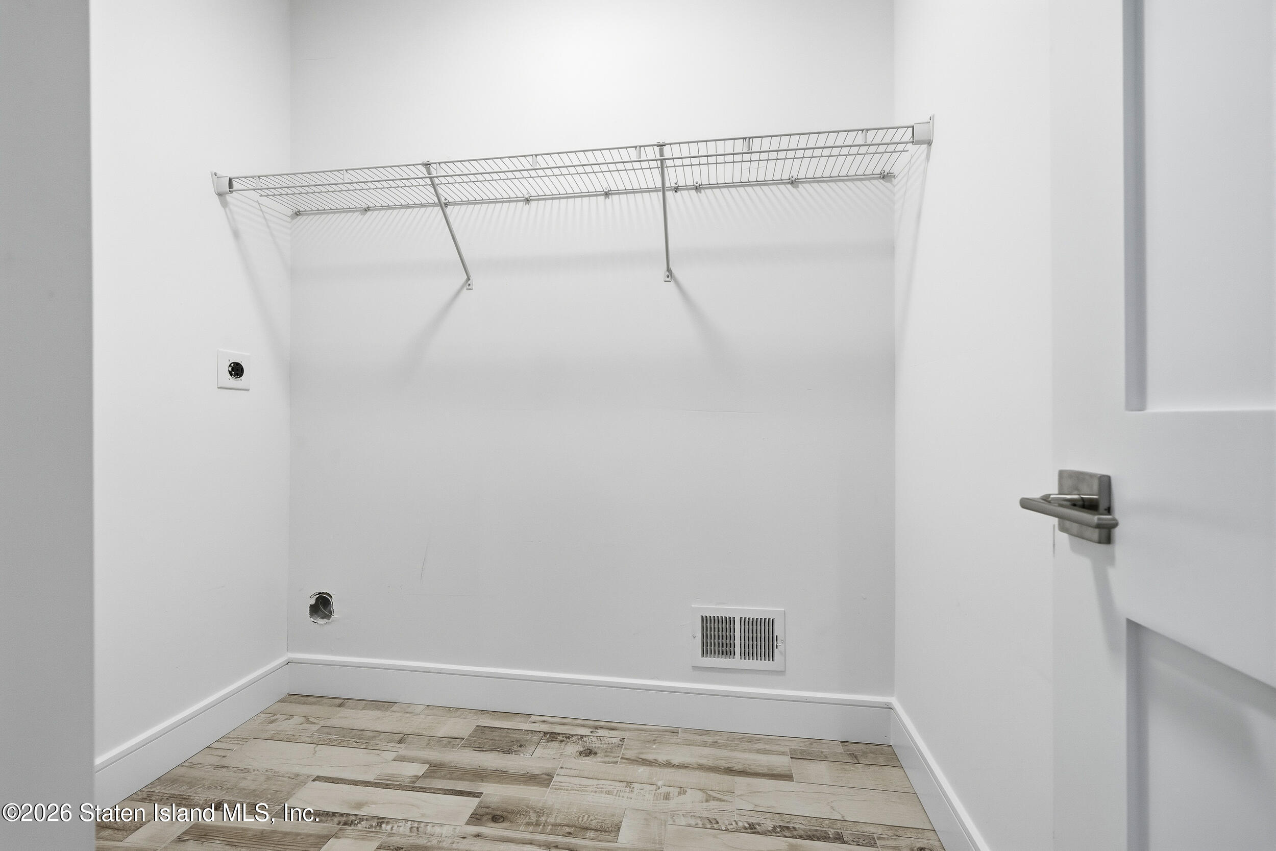 714 Oakland Avenue, Staten Island, NY, 10310 image 7