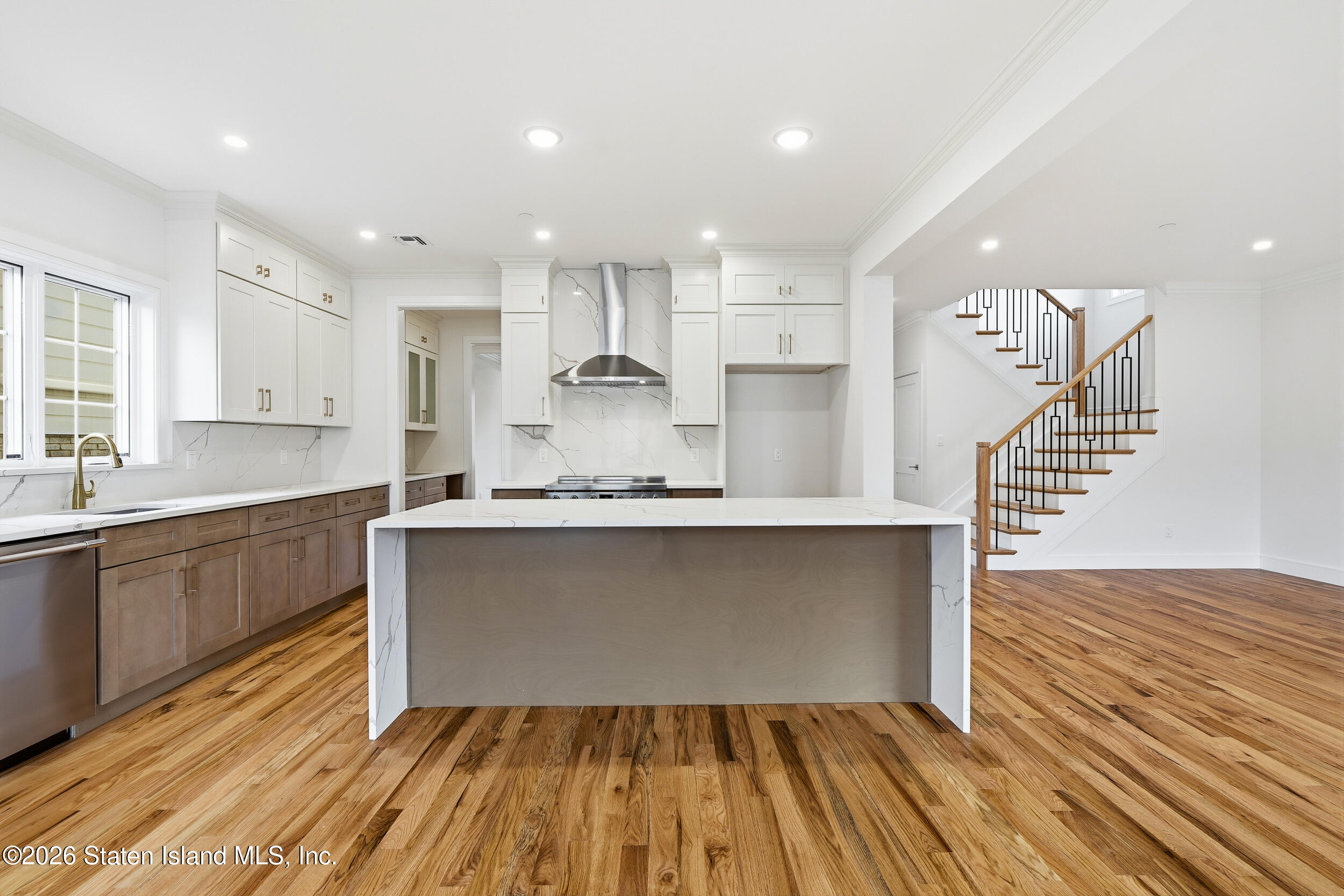 714 Oakland Avenue, Staten Island, NY, 10310 image 12