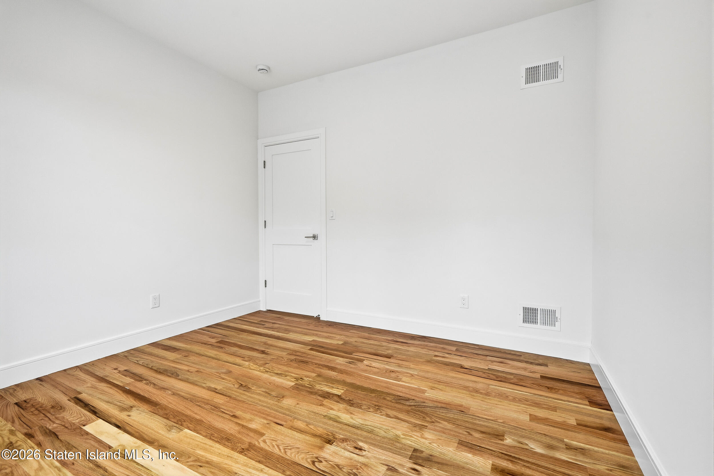 714 Oakland Avenue, Staten Island, NY, 10310 image 38