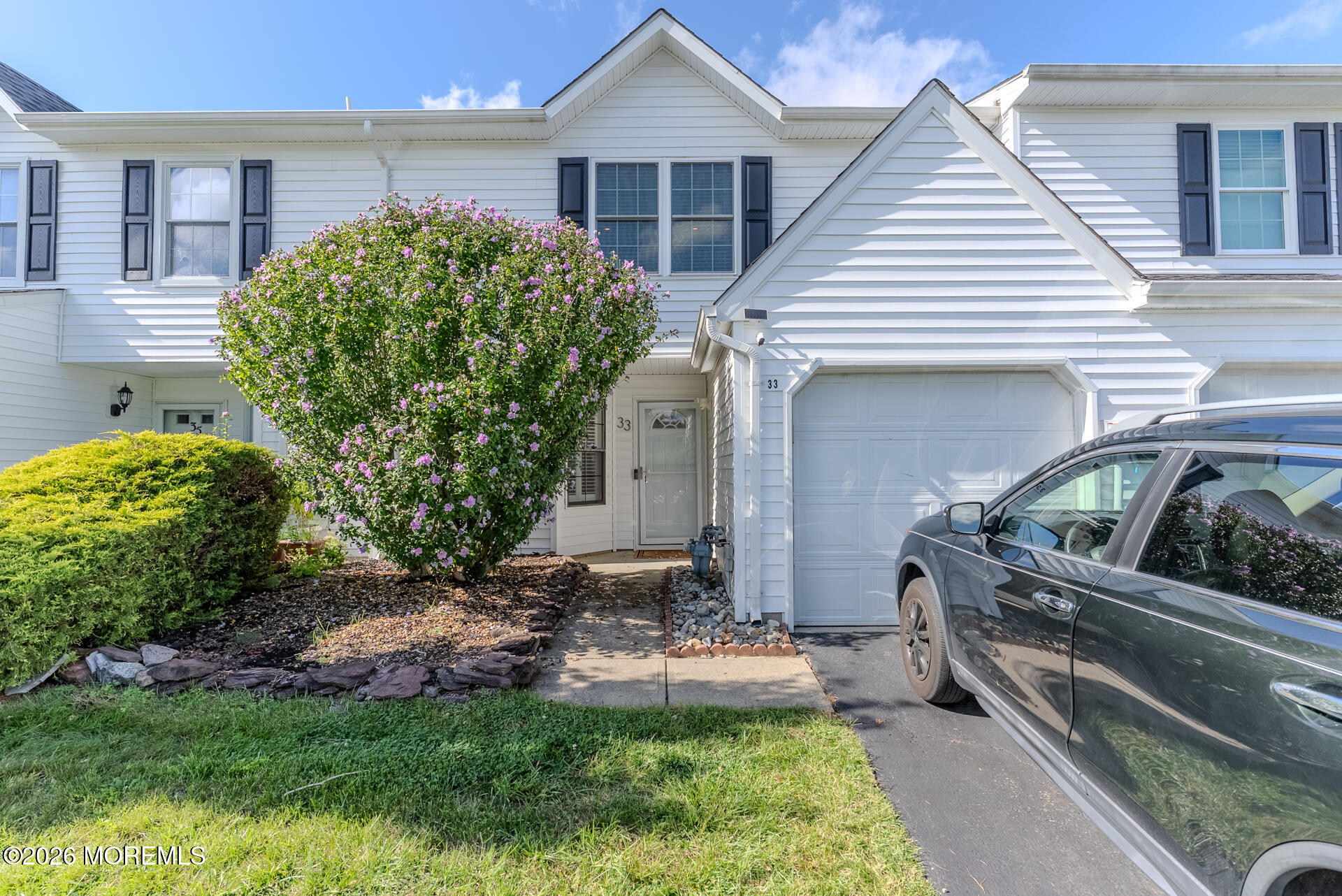 33 Farragut Square, Freehold, NJ, 07728 image 22