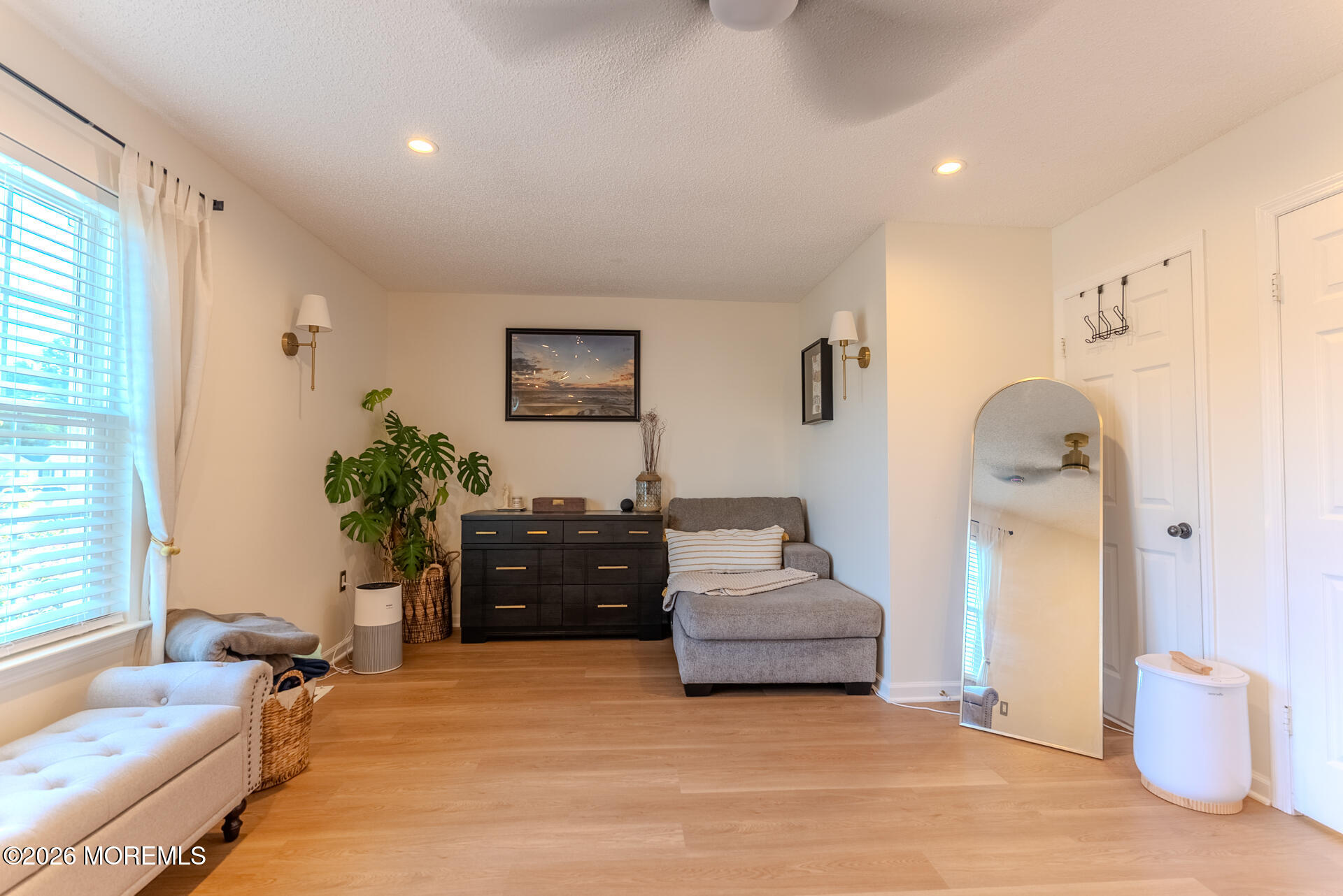 33 Farragut Square, Freehold, NJ, 07728 image 14