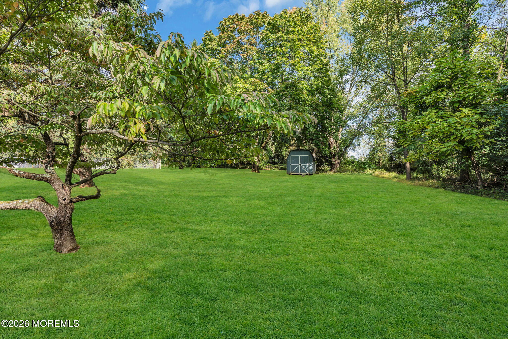8 N Point Drive Image 4